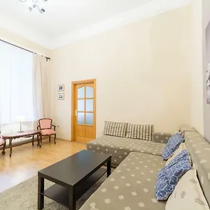 https://unique-apartments.inbudapesthotels.com